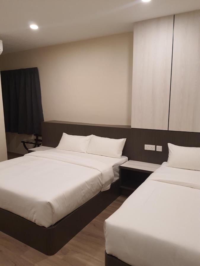 T Square Hotel อิโปห์ ภายนอก รูปภาพ