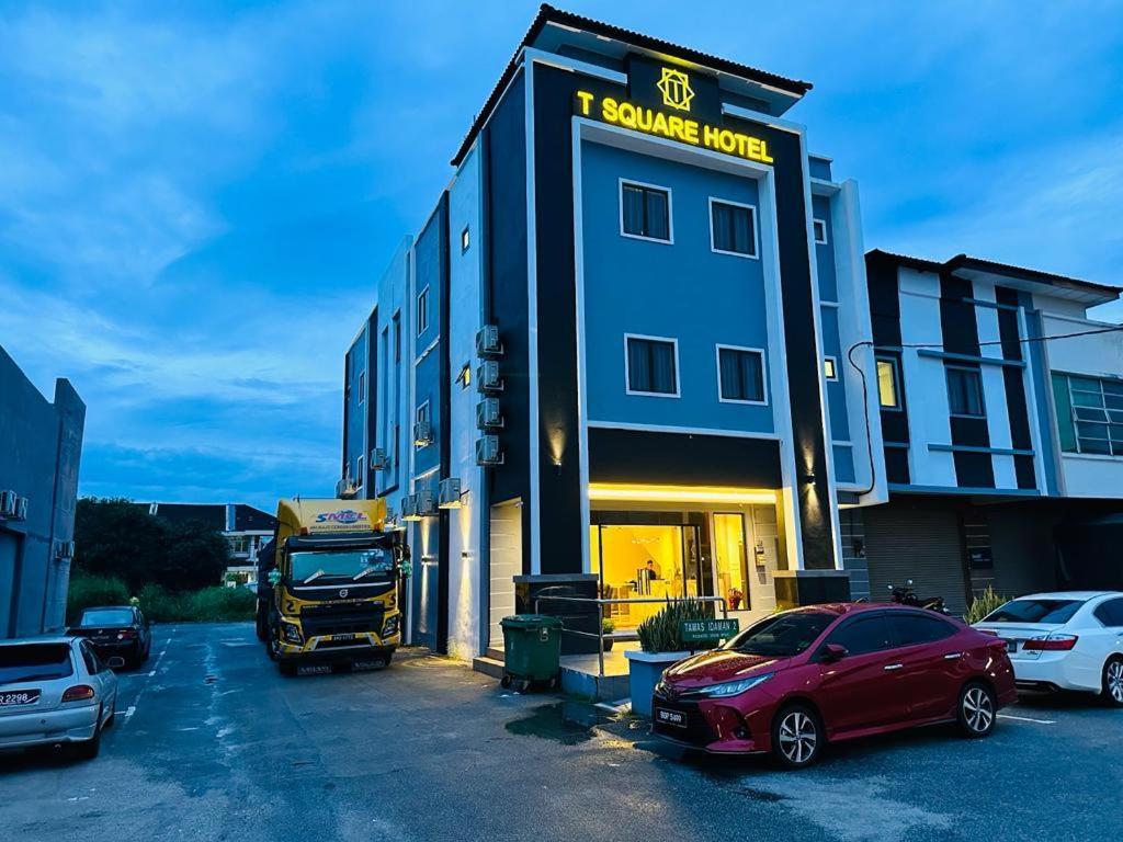 T Square Hotel อิโปห์ ภายนอก รูปภาพ