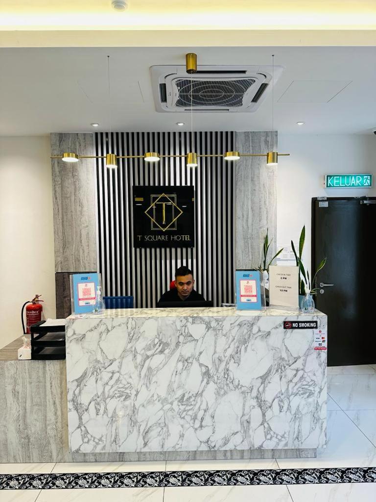 T Square Hotel อิโปห์ ภายนอก รูปภาพ