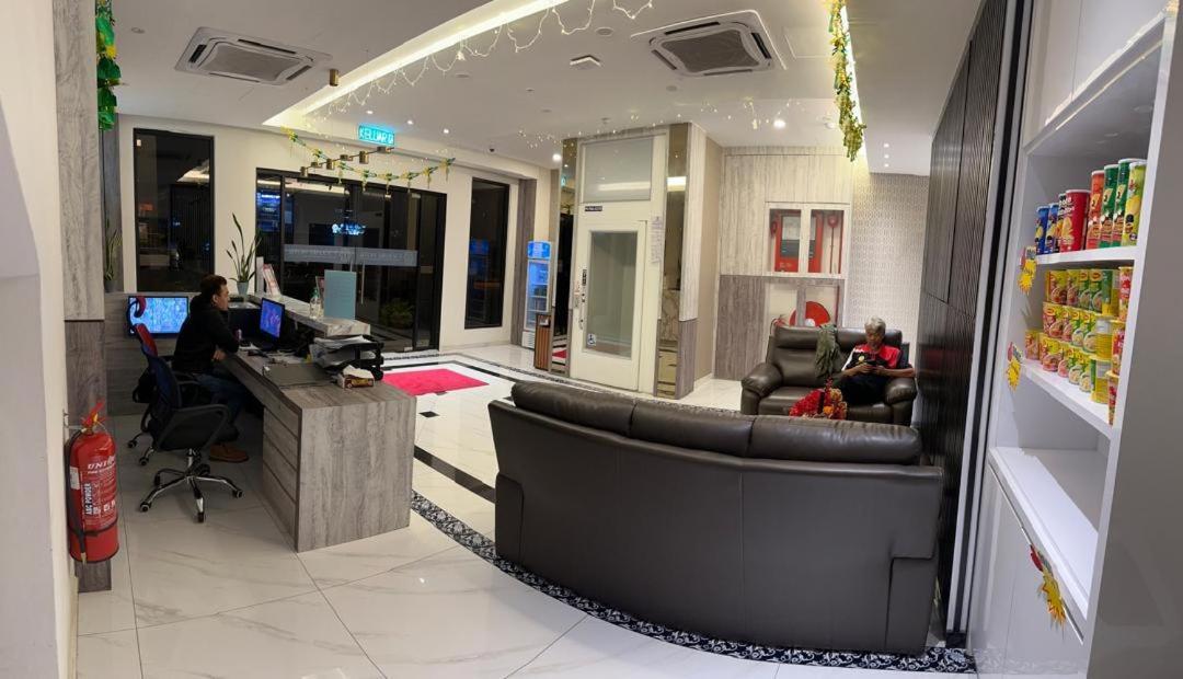 T Square Hotel อิโปห์ ภายนอก รูปภาพ